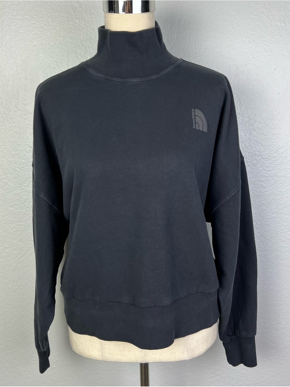 The North Face Women Black Mock Neck Fleece Pullover Sweatshirt Size M